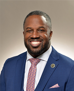 Headshot of Michael Tillman